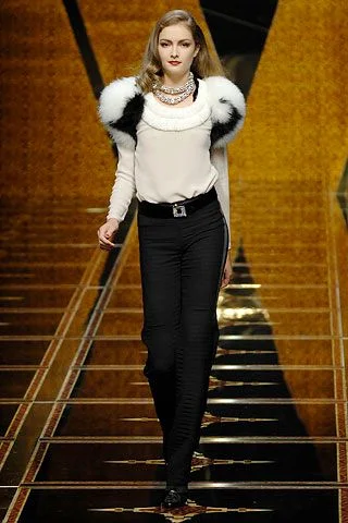 Look 44